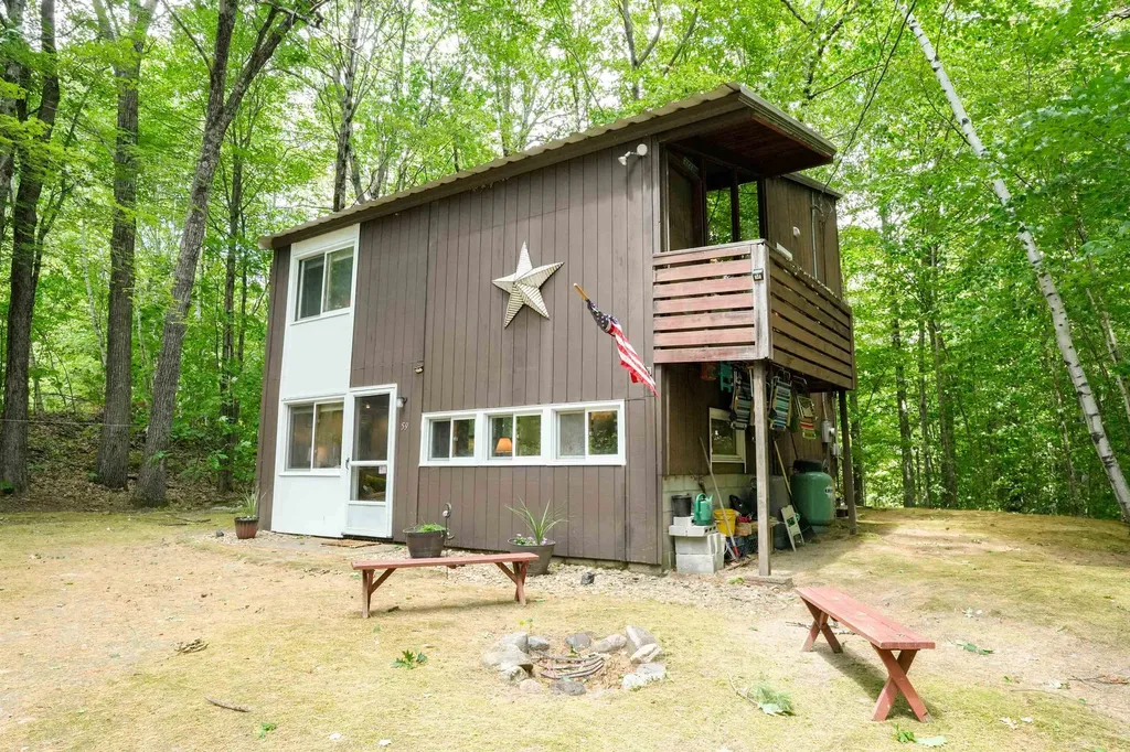 59 Langdorf Street Moultonborough NH 03254