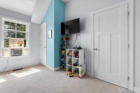 855 Halfmoon Pond Road Washington NH 03280