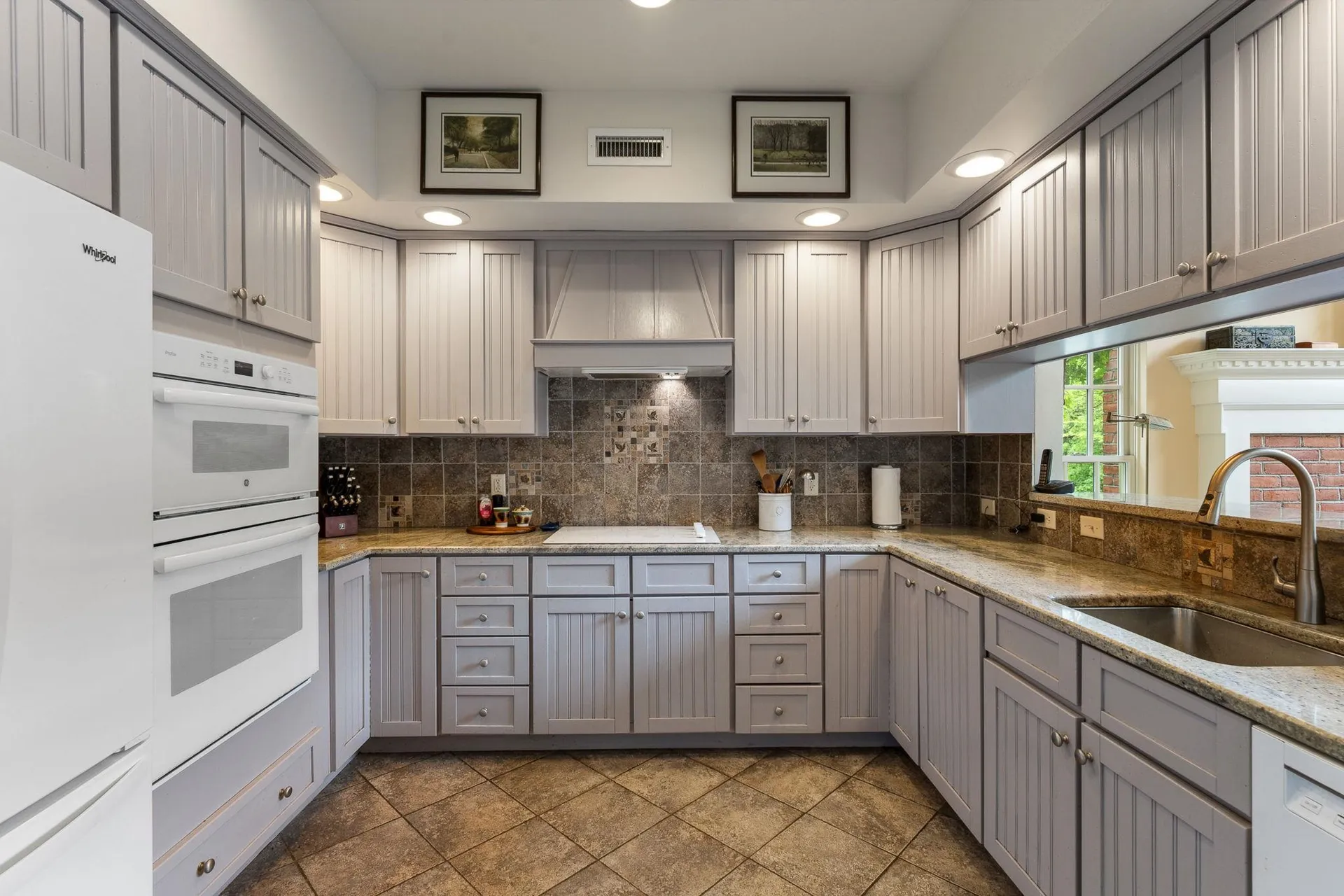 36 Stonehurst Common Hanover NH 03755