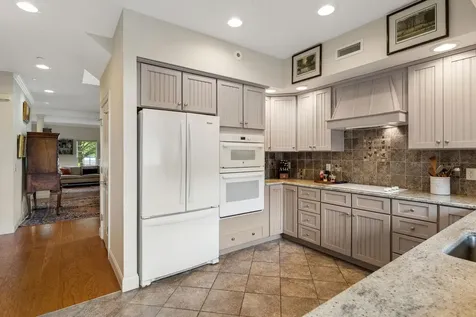 36 Stonehurst Common Hanover NH 03755