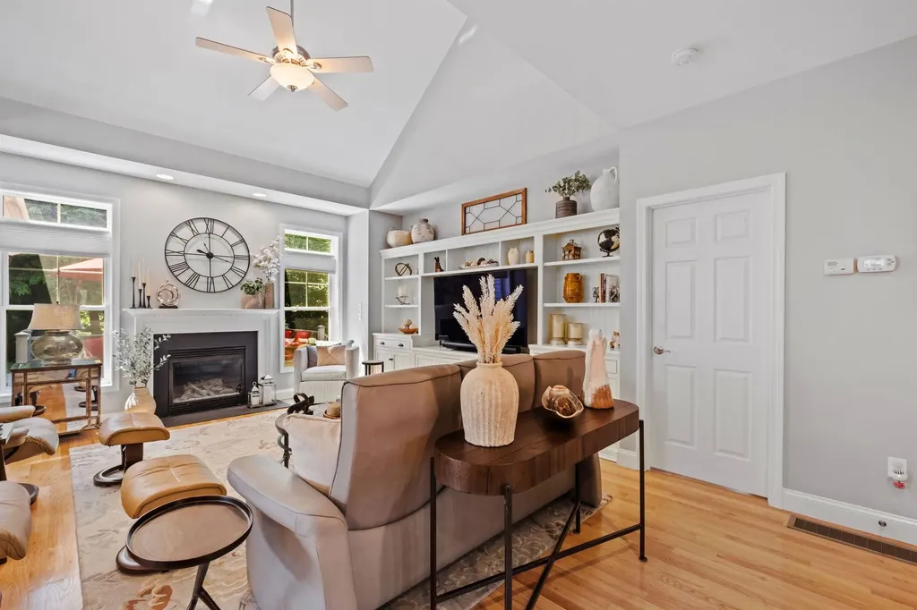 47 Misty Oak Drive Concord NH 03301