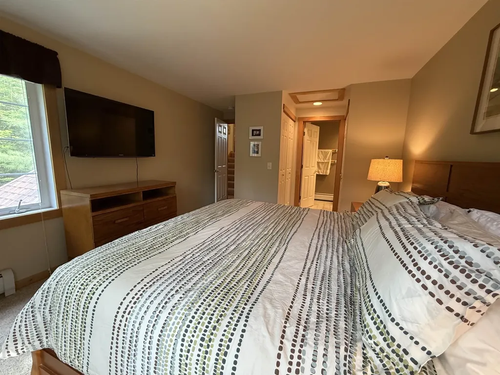 2B Queen Anne's Way Dover VT 05356