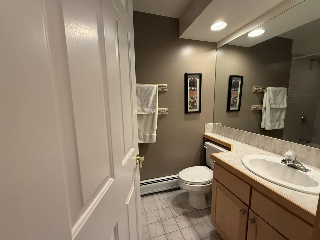 2B Queen Anne's Way Dover VT 05356