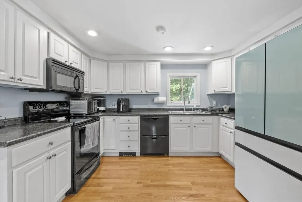 103 Old Rockingham Road Salem NH 03079