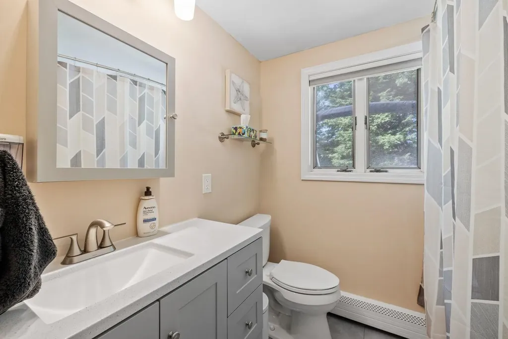 103 Old Rockingham Road Salem NH 03079