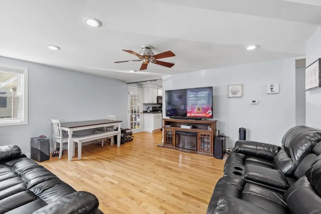 103 Old Rockingham Road Salem NH 03079