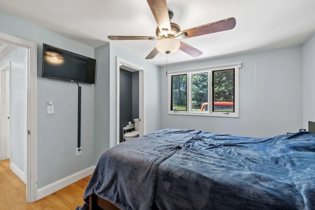 103 Old Rockingham Road Salem NH 03079