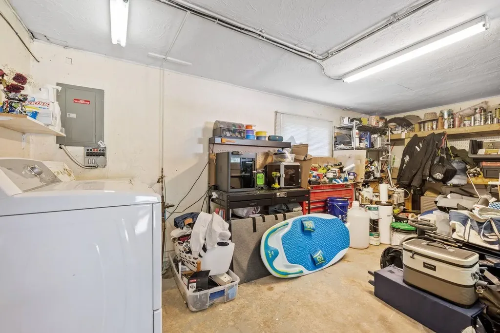 103 Old Rockingham Road Salem NH 03079