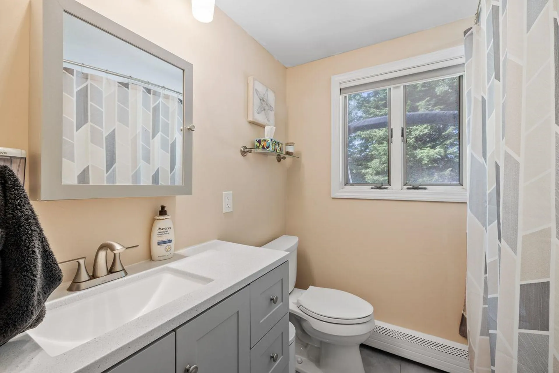 103 Old Rockingham Road Salem NH 03079