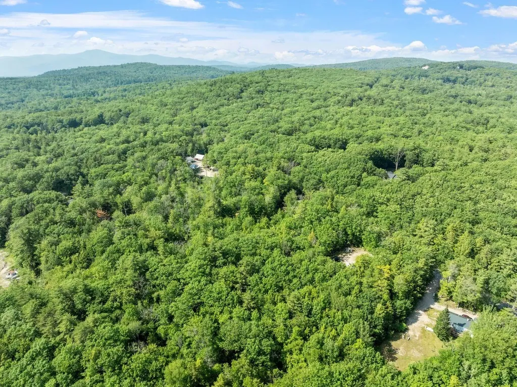 00 North Line Road Wolfeboro NH 03894