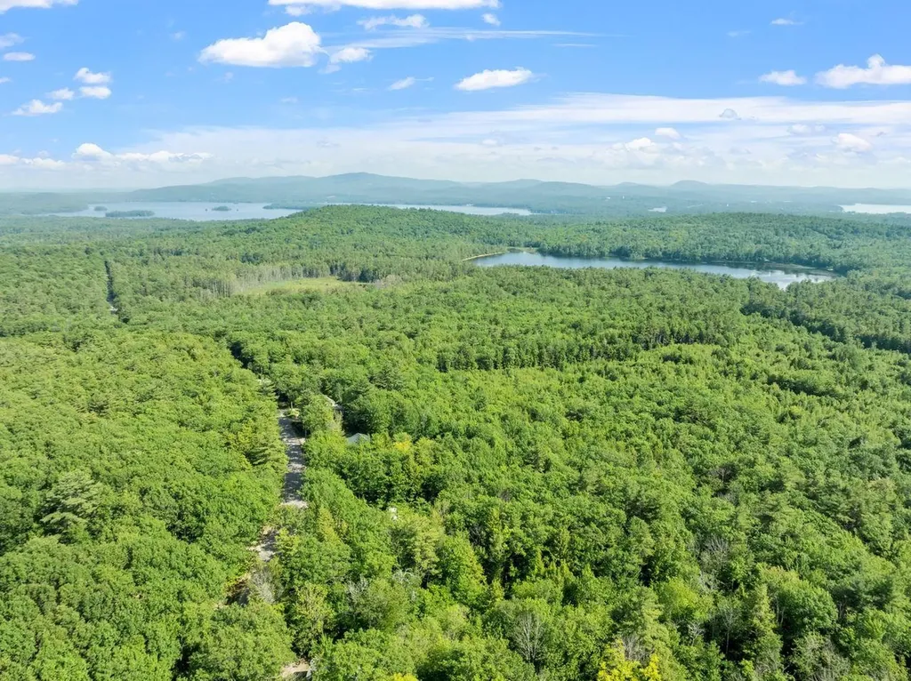 00 North Line Road Wolfeboro NH 03894