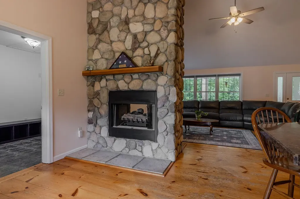 663 Valley Road Mason NH 03048