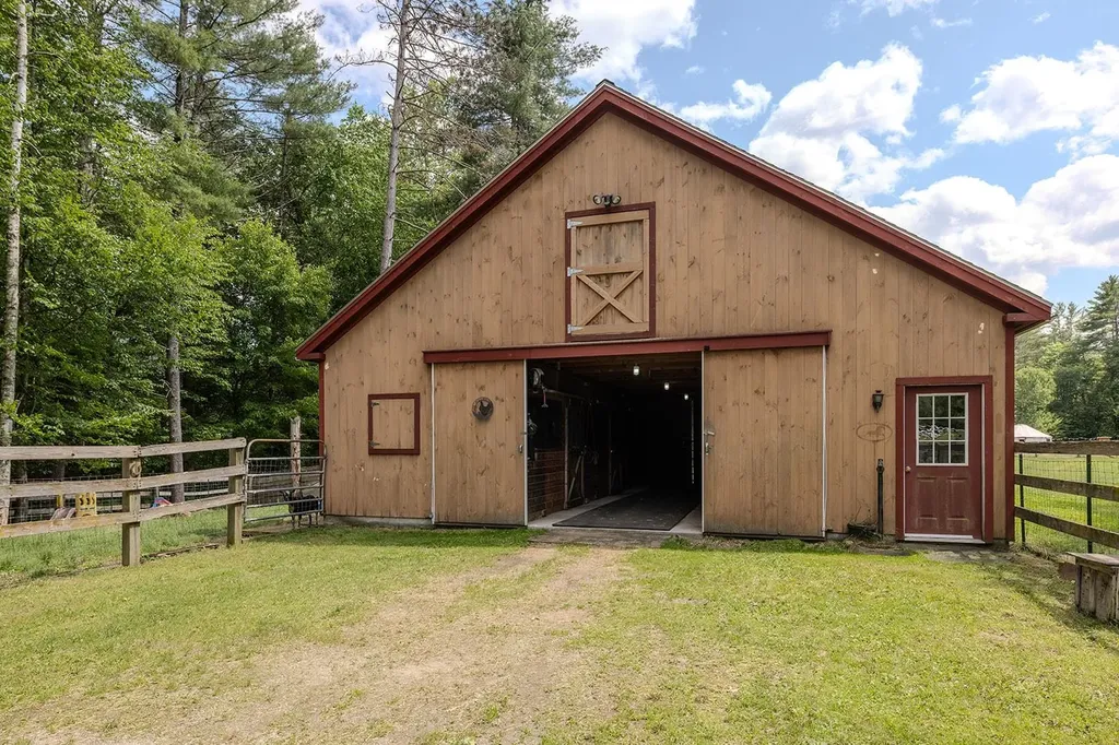 663 Valley Road Mason NH 03048