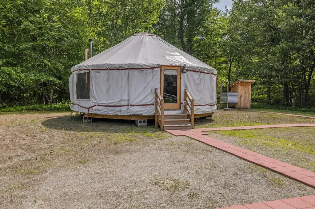 663 Valley Road Mason NH 03048