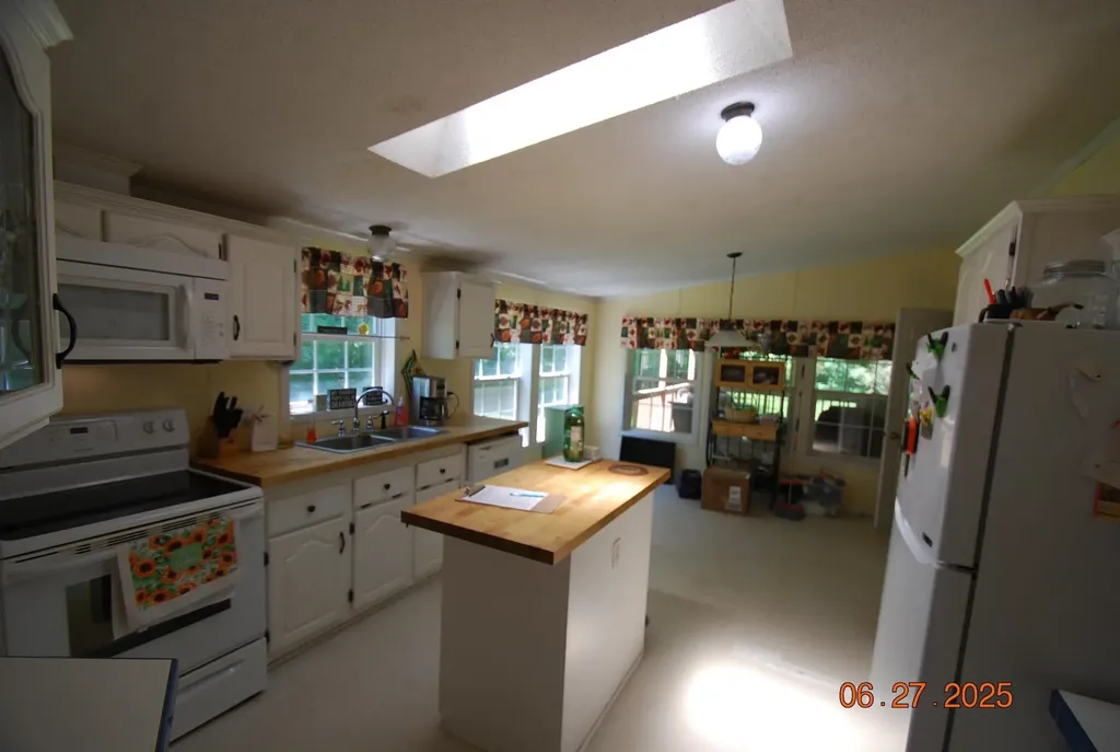 275 Horne Road Belmont NH 03220