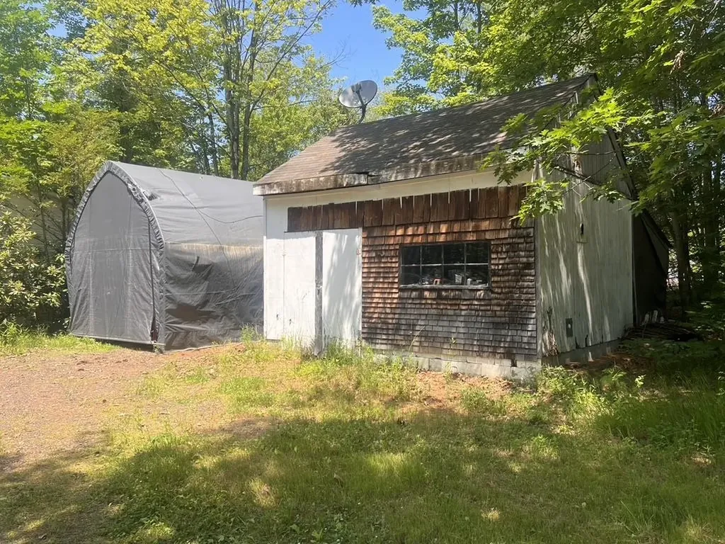 275 Horne Road Belmont NH 03220
