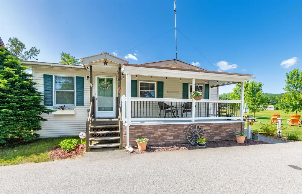 70 Horse Meadow Road Haverhill NH 03774