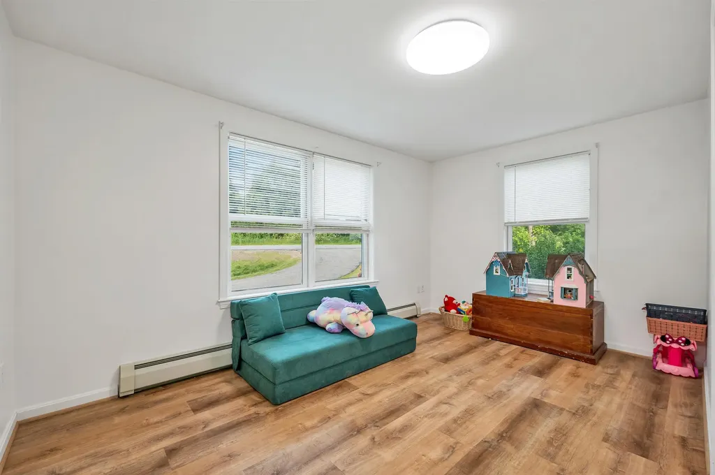 145 Bow Lake Road Barnstead NH 03218