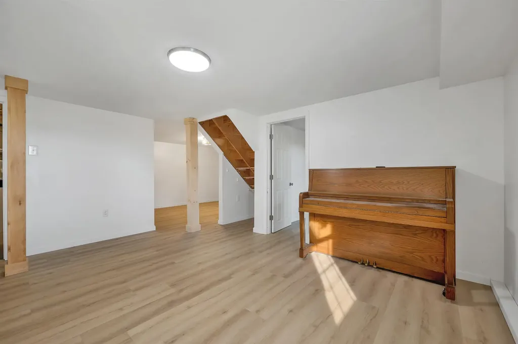 145 Bow Lake Road Barnstead NH 03218