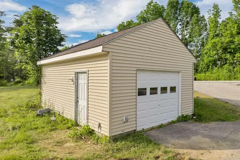 145 Bow Lake Road Barnstead NH 03218