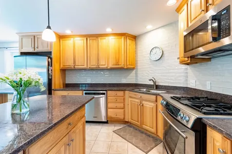 106 Walnut Hill Avenue Manchester NH 03104
