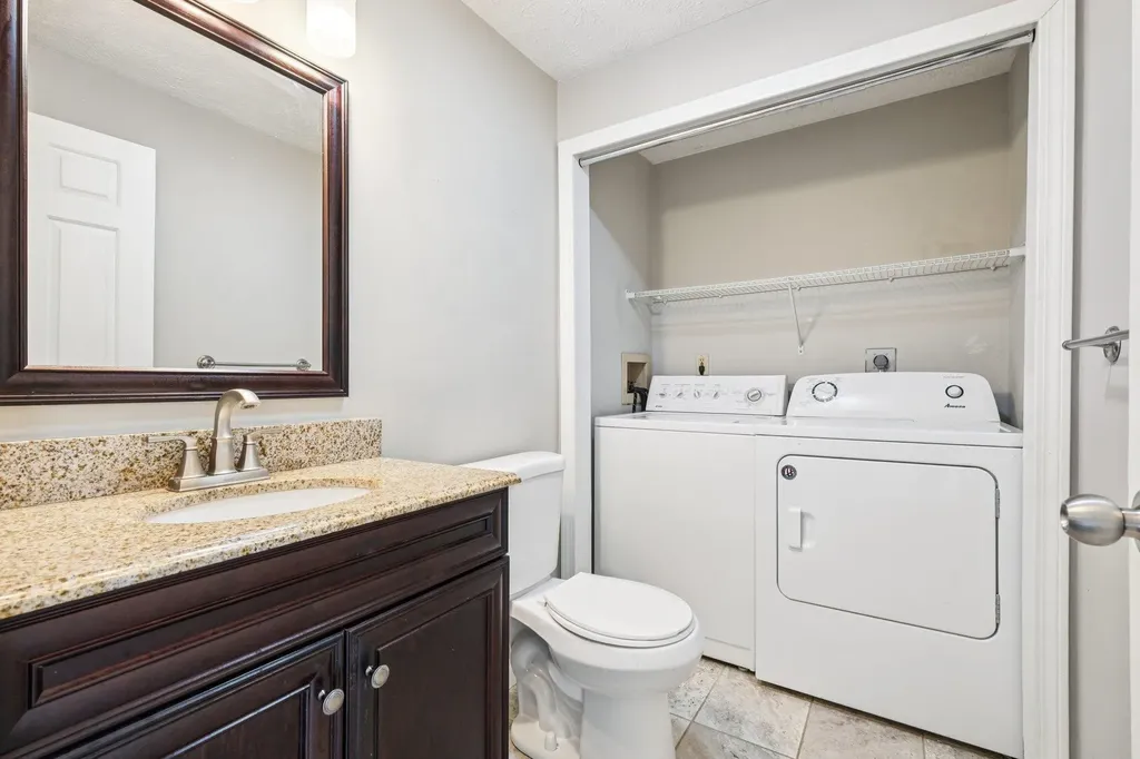 272 Winding Pond Road Londonderry NH 03053