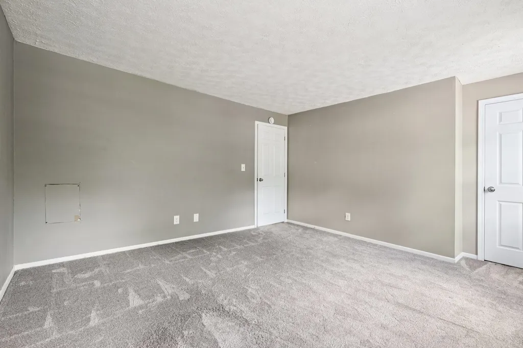 272 Winding Pond Road Londonderry NH 03053