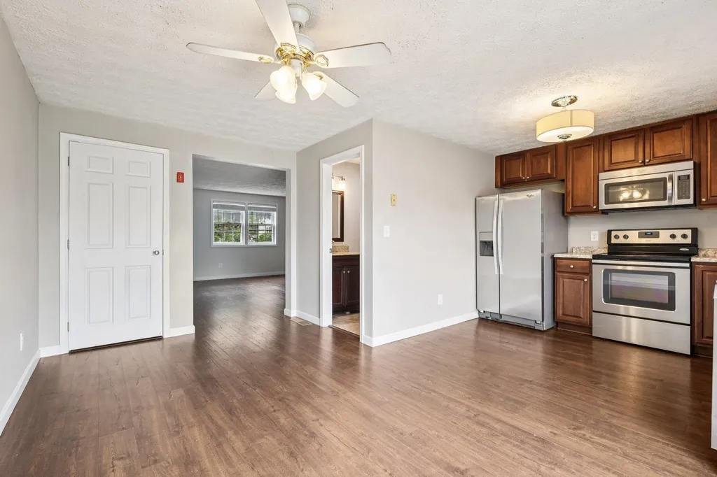 272 Winding Pond Road Londonderry NH 03053