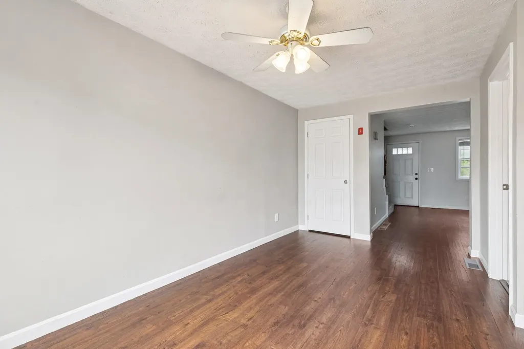 272 Winding Pond Road Londonderry NH 03053