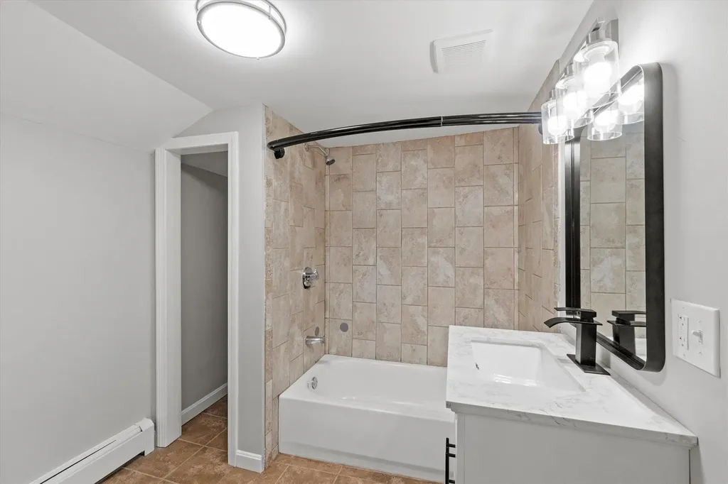29 Summit Street Franklin NH 03235