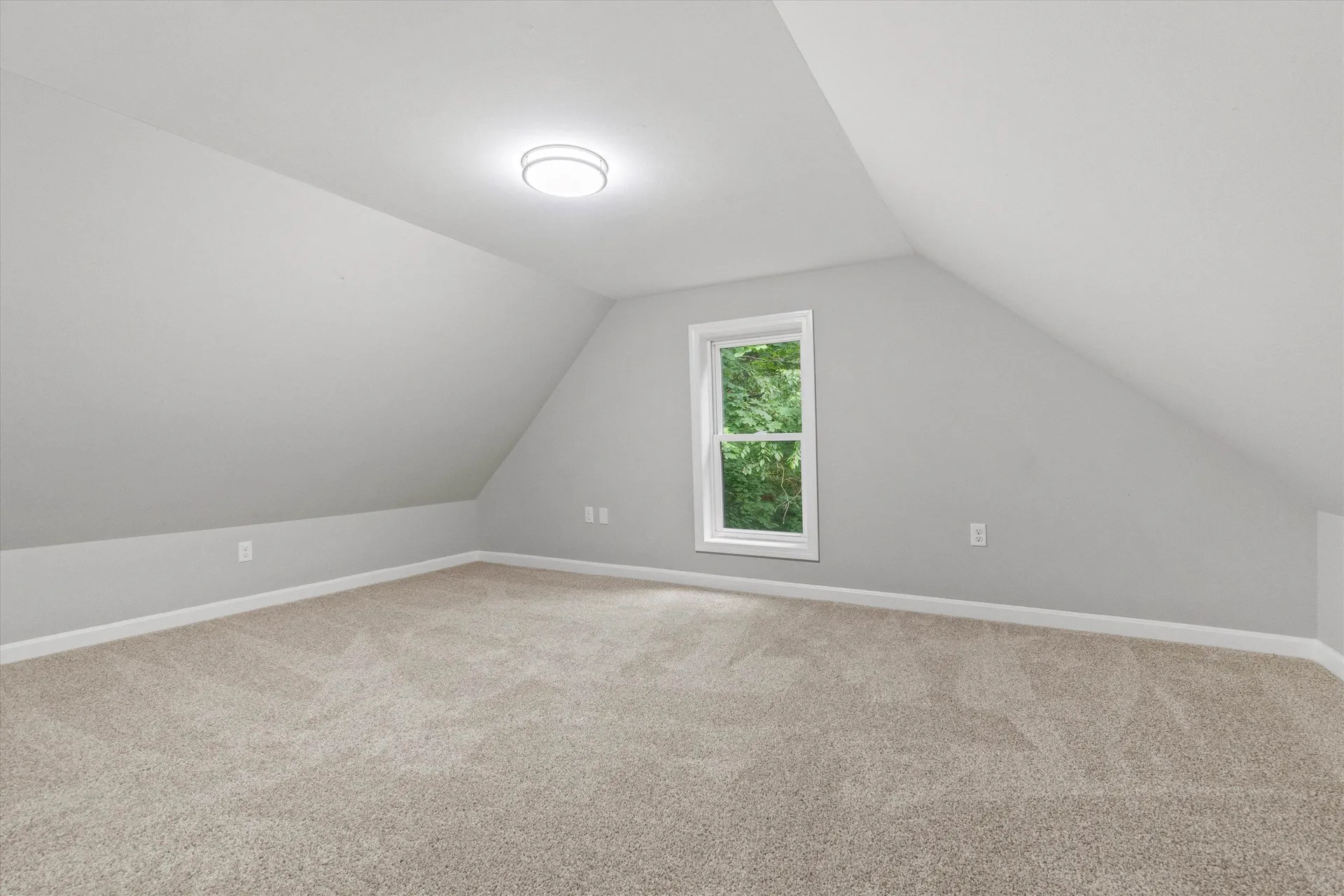 29 Summit Street Franklin NH 03235