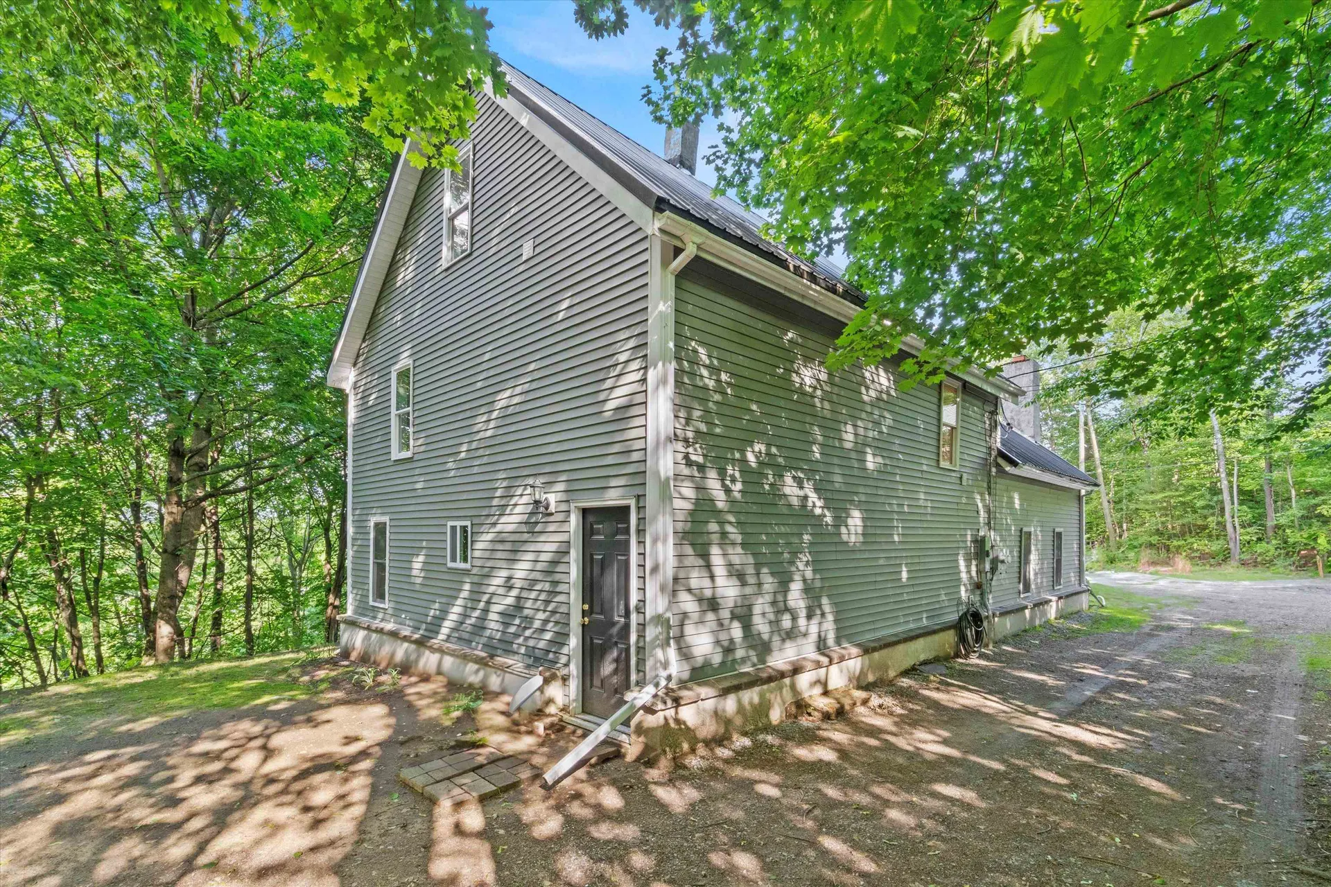 29 Summit Street Franklin NH 03235