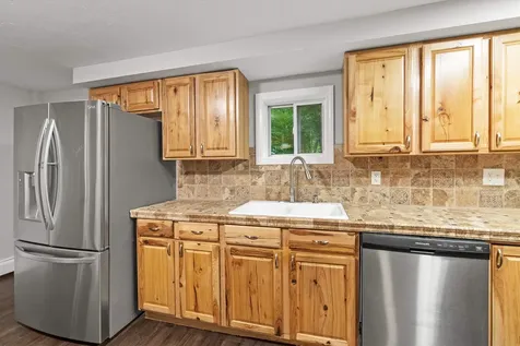 29 Summit Street Franklin NH 03235