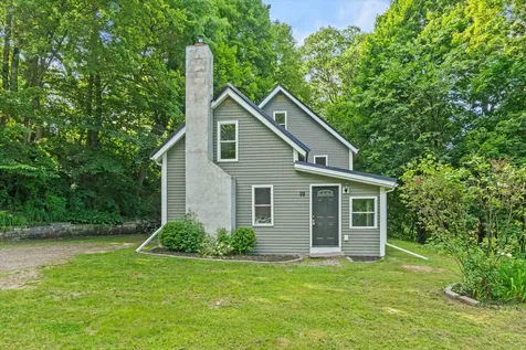 29 Summit Street Franklin NH 03235