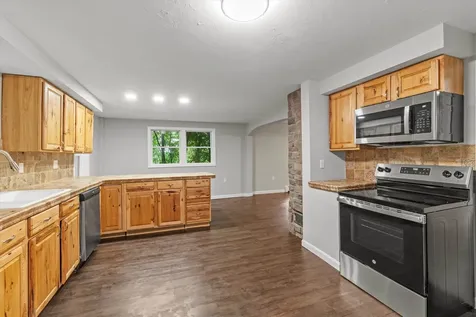 29 Summit Street Franklin NH 03235