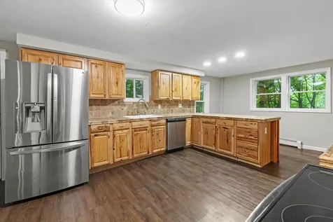 29 Summit Street Franklin NH 03235