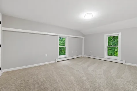 29 Summit Street Franklin NH 03235