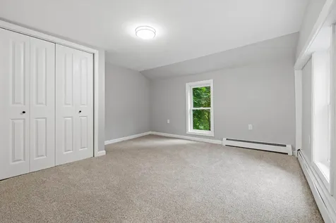 29 Summit Street Franklin NH 03235
