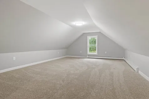 29 Summit Street Franklin NH 03235