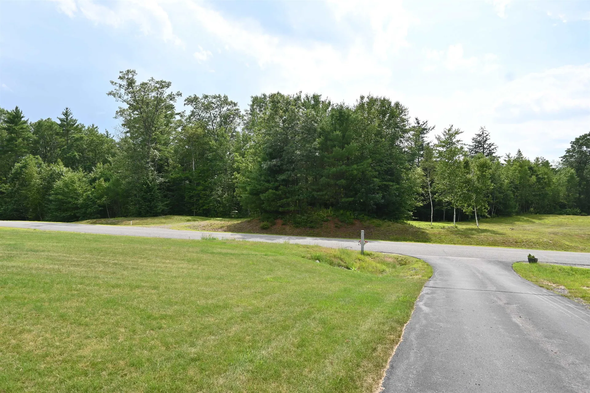 2 Granite Valley Road Hopkinton NH 03229