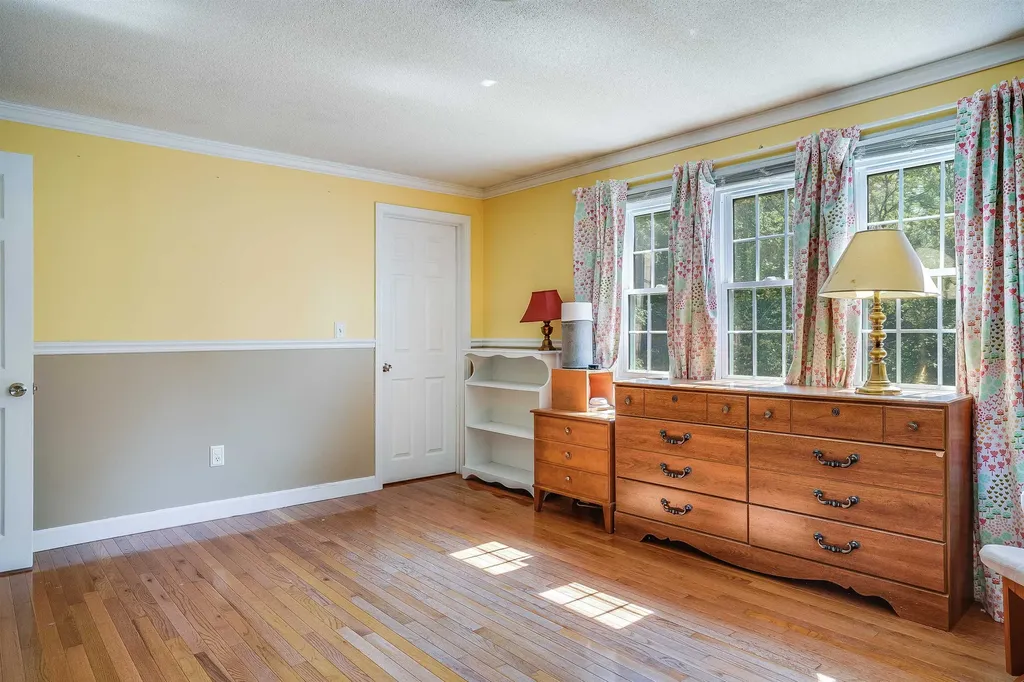 13 Summit Avenue Antrim NH 03440