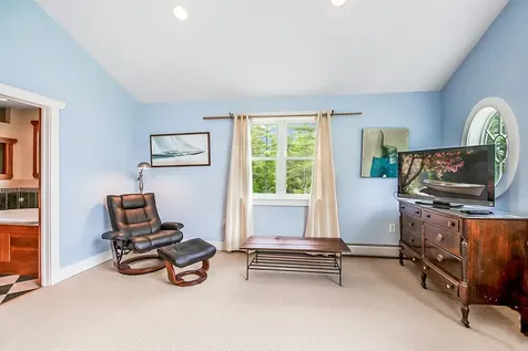 42 Blackberry Lane Jamaica VT 05343