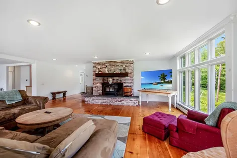 42 Blackberry Lane Jamaica VT 05343