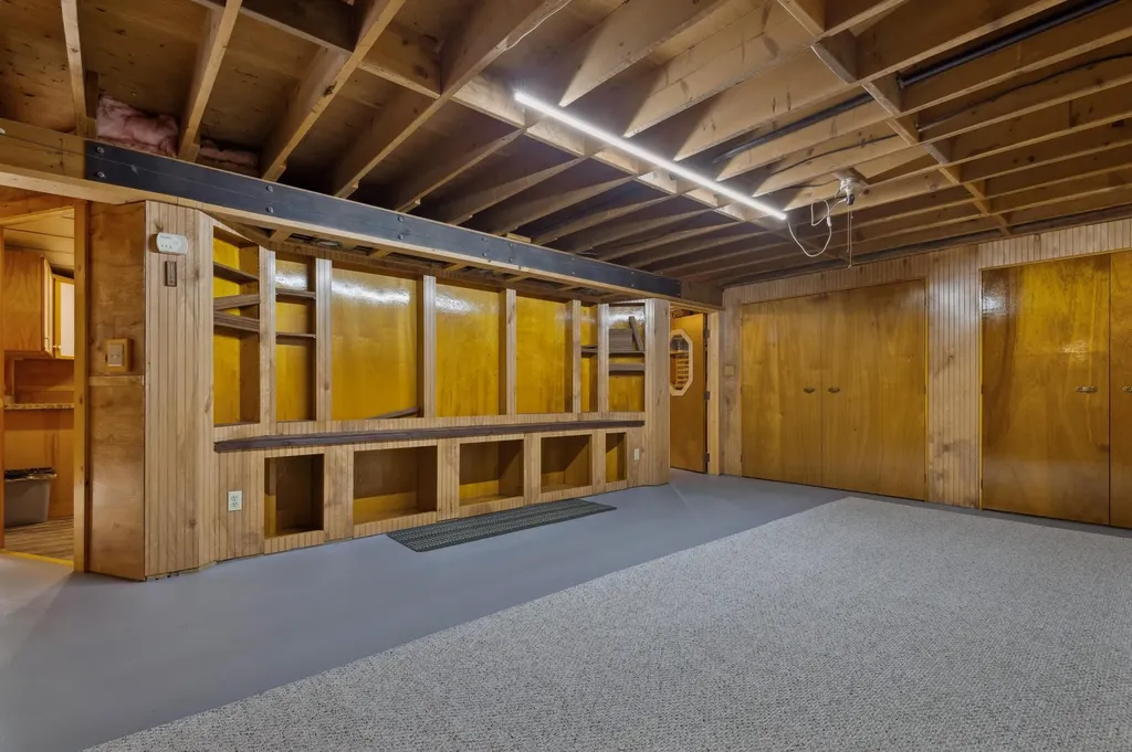 13 Seyah Road Shelburne NH 03581