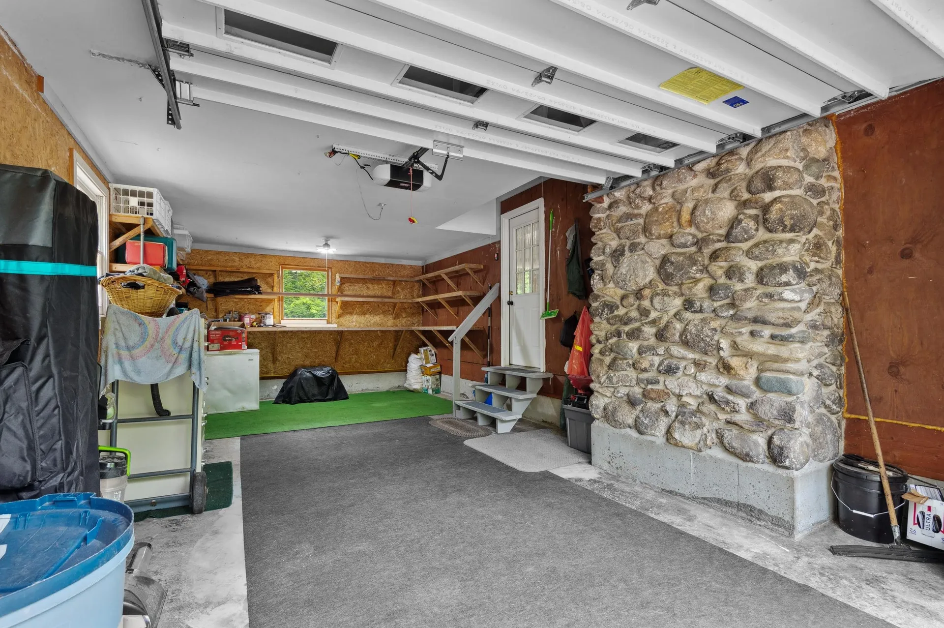13 Seyah Road Shelburne NH 03581