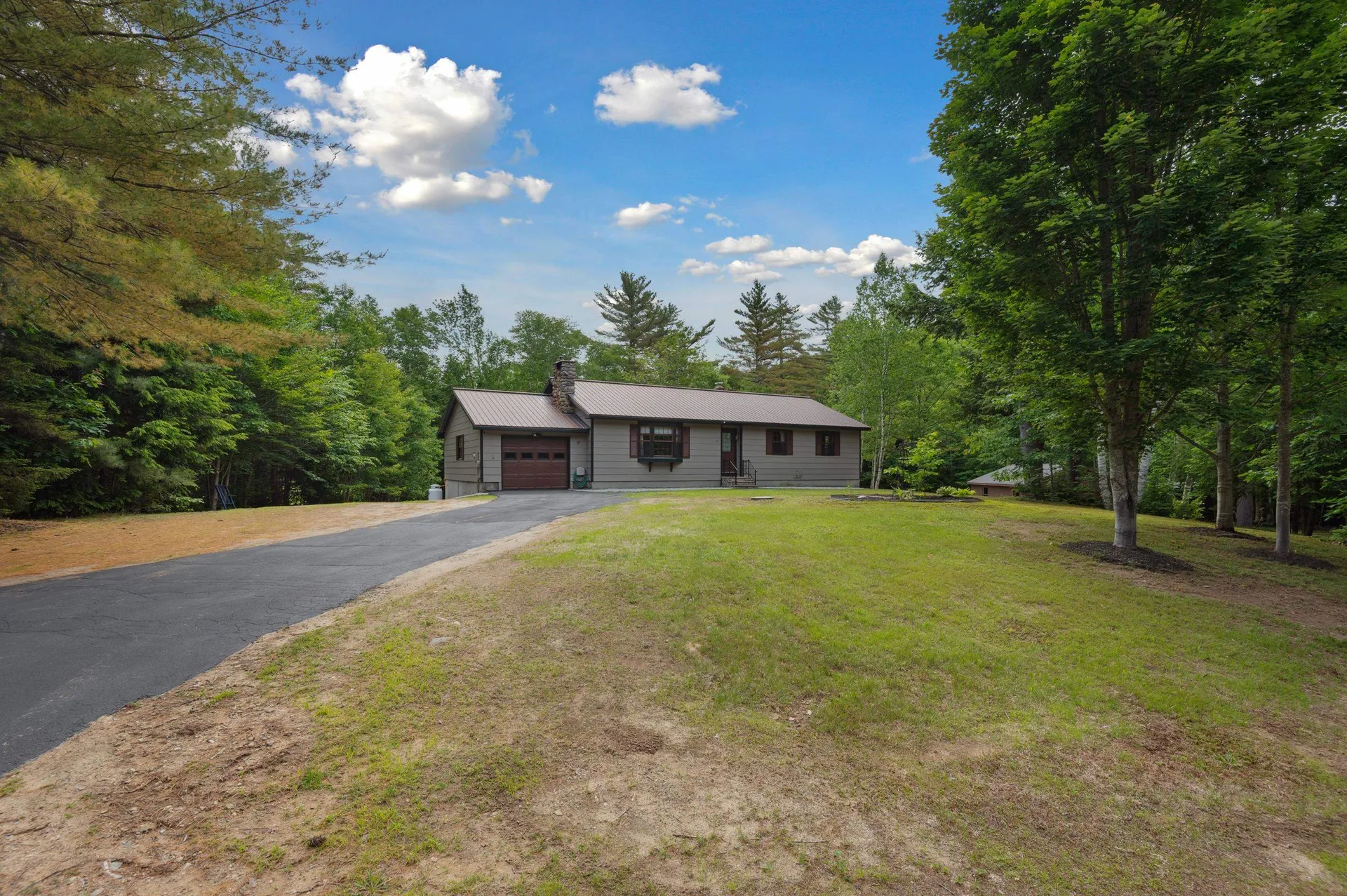 13 Seyah Road Shelburne NH 03581