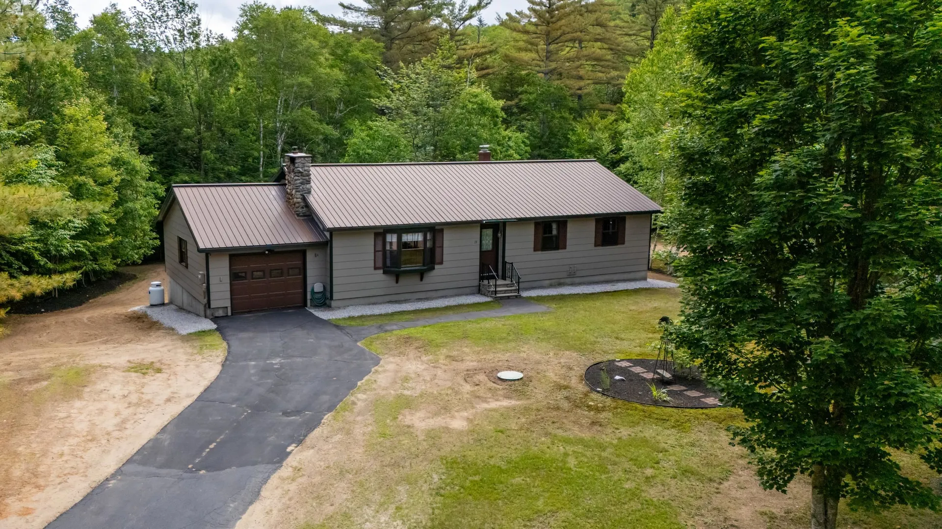 13 Seyah Road Shelburne NH 03581