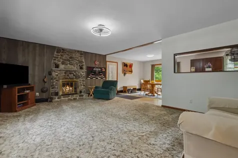 13 Seyah Road Shelburne NH 03581