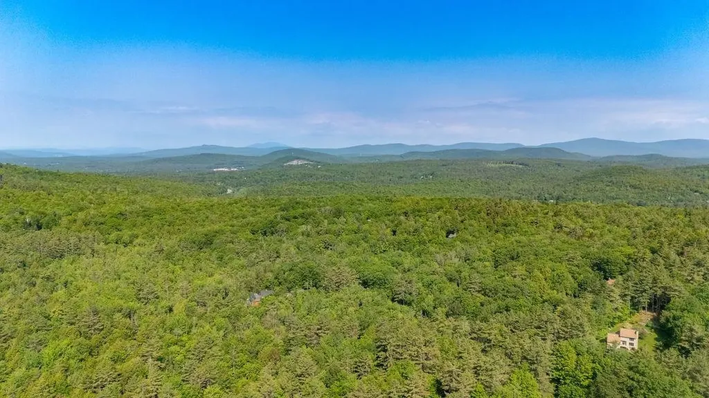 11-1 Stagecoach Road Sunapee NH 03782