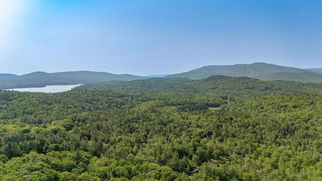 11-1 Stagecoach Road Sunapee NH 03782